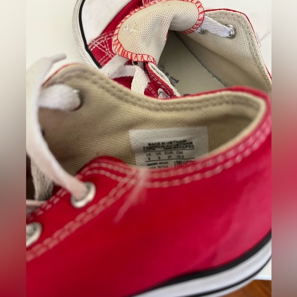 Converse Kids Red Canvas Low-Top Sneakers - Picture 6 of 6